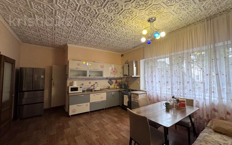 Отдельный дом · 7 комнат · 300 м² · 6.7 сот., ул. Сапарбаева б/н за 62 млн 〒 в Шымкенте — фото 15