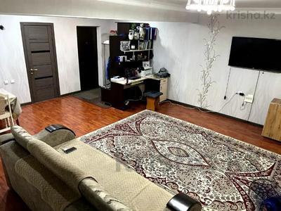 2-комнатная квартира · 65 м² · 4/5 этаж, просп. Мухтара Ауэзова 112А за 19 млн ₸ в Семее, Красный Кордон