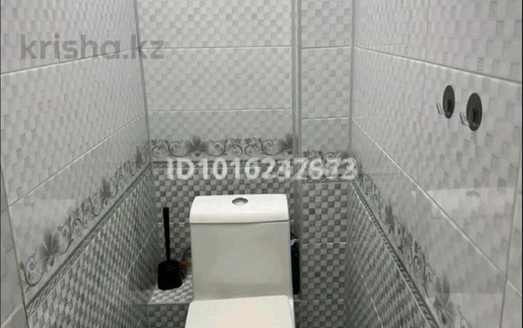 2-бөлмелі пәтер · 64 м² · 2/12 қабат, Абая розабакиева 155, бағасы: 350 000 ₸ в Алматы, Алмалинский р-н — фото 2