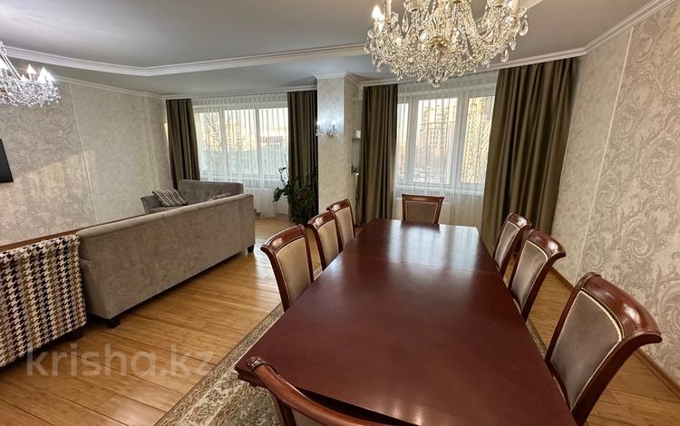 4-бөлмелі пәтер · 205 м² · 4/12 қабат, Назарбаева 223, бағасы: 800 000 ₸ в Алматы, Медеуский р-н — фото 22