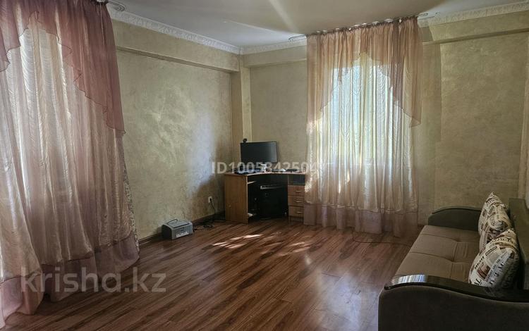3-бөлмелі пәтер · 75 м² · 3/8 қабат, Мкр. Алтын Ауыл, бағасы: 35 млн ₸ в Каскелене — фото 2