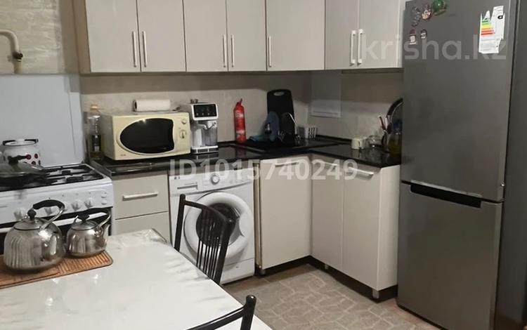 2-бөлмелі пәтер · 46 м² · 3/9 қабат, 13-ш/а. 50а, бағасы: 150 000 ₸ в Актау, 13-й мкр — фото 2