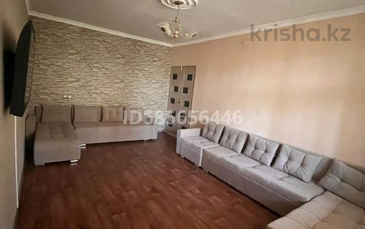 3-комнатная квартира · 84 м² · 2/4 этаж, АльФараби 98 — Напротив МКТУ за 24 млн ₸ в Кентау — фото 2