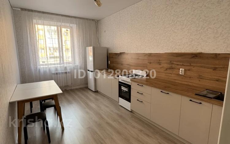 1-бөлмелі пәтер · 39.5 м² · 1/6 қабат, Микрорайон Береке, Микрорайон Береке 44, бағасы: 21.5 млн ₸ в Костанае — фото 2