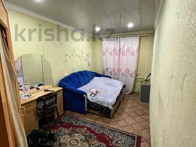 2-комнатная квартира · 43 м² · 5/5 этаж, 343-й квартал 17 за 12.9 млн 〒 в Семее