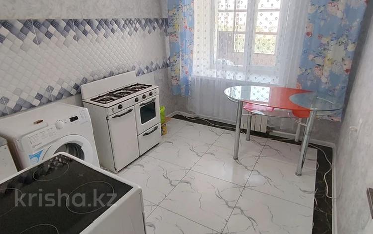2-комнатная квартира · 48 м² · 11/12 этаж, Мкр. 3 22 — ТЦ Казахстан, ДК Горняк за 12.5 млн ₸ в Степногорске — фото 2