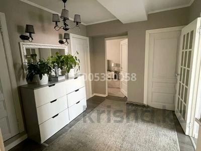 3-комнатная квартира · 98 м² · 4/5 этаж, Аль фараби 79 — Ходжанова за 71.9 млн ₸ в Алматы, Бостандыкский р-н