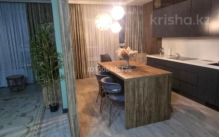 3-комнатная квартира · 100.5 м² · 13/16 этаж, мкр Акжайык, Сырым батыра 2 — Толеметова за 60 млн ₸ в Шымкенте, Абайский р-н — фото 2