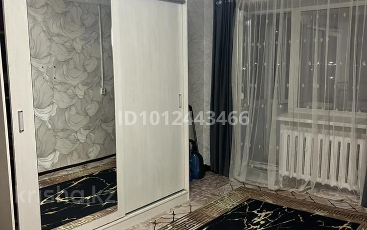 1-бөлмелі пәтер · 45 м² · 4/5 қабат, Бульвар Абая 31, бағасы: 10 000 ₸ в  — фото 2