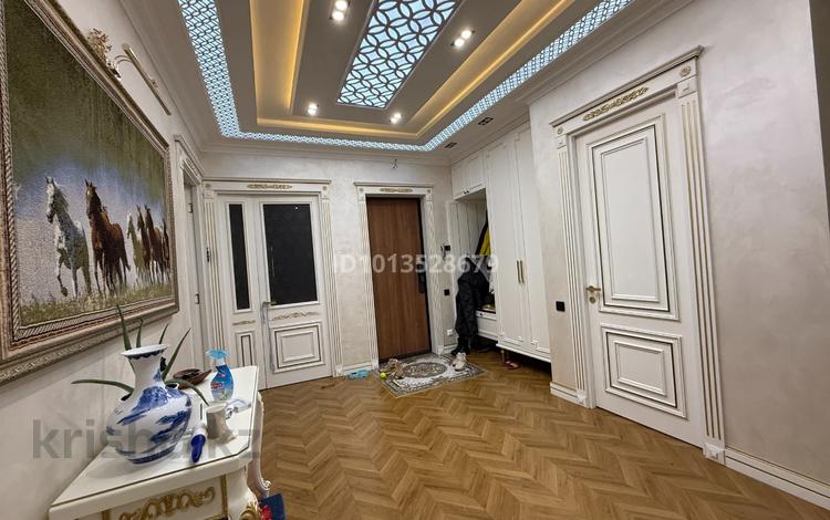 4-комнатная квартира · 120 м² · 4/9 этаж, Керей и Жанибек хандар за 1.3 млн ₸ в Астане, Алматы р-н — фото 8