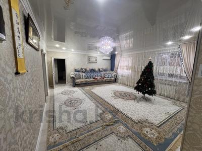 6-комнатная квартира · 180 м² · 1/6 этаж, 32В мкр 1 за 60 млн ₸ в Актау