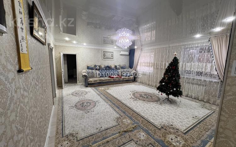 6-комнатная квартира · 180 м² · 1/6 этаж, 32В мкр 1 за 60 млн ₸ в Актау — фото 2