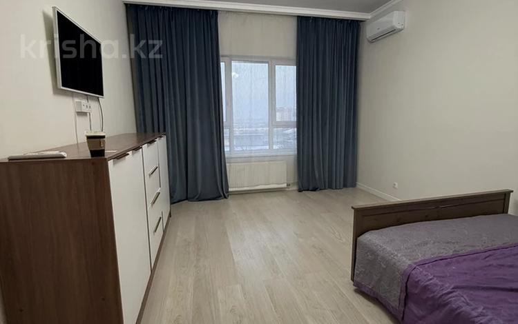 1-бөлмелі пәтер · 46.8 м² · 12/12 қабат, Тургут Озала 194, бағасы: 380 000 ₸ в Алматы, Алмалинский р-н — фото 2