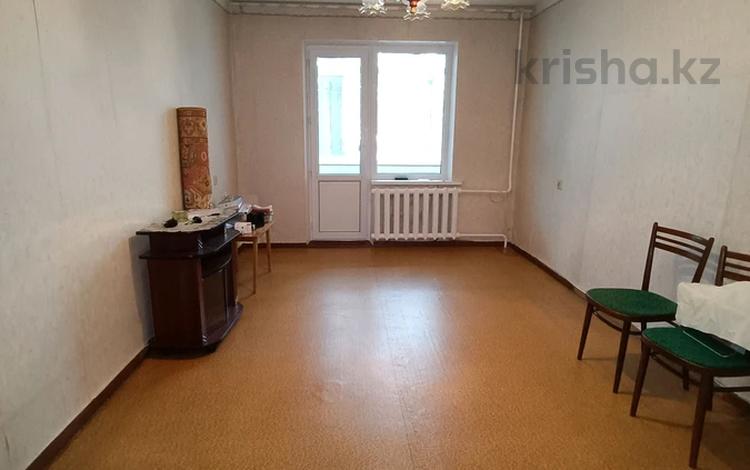 2-бөлмелі пәтер · 49 м² · 1/5 қабат, 4 мкр 24 дом, бағасы: 21 млн ₸ в Конаеве — фото 2