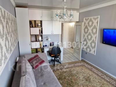 2-бөлмелі пәтер · 60 м² · 8/10 қабат, мкр Шугыла, Сакен Жунисова 4/2 — Напротив Магнум, бағасы: 35 млн ₸ в Алматы, Наурызбайский р-н