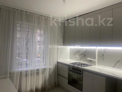 3-комнатная квартира · 70 м² · 1/5 этаж, мкр Тастак-3 49 за 50.5 млн 〒 в Алматы, Алмалинский р-н