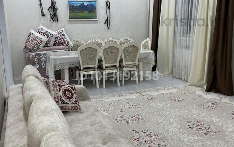 Отдельный дом · 4 комнаты · 260 м², С891 8 — Конечная 8 автобуса за 55 млн ₸ в Астане, Сарыарка р-н — фото 2