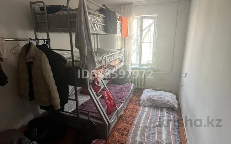 4 комнаты, 75 м², мкр №4 19 за 40 000 〒 в Алматы, Ауэзовский р-н — фото 2