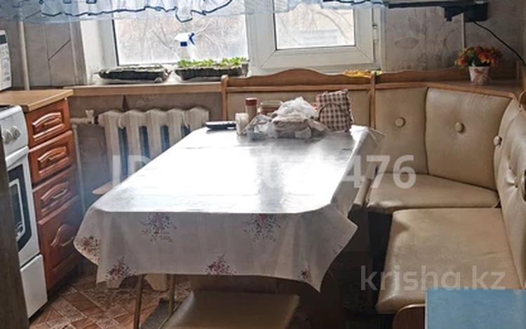 2-комнатная квартира · 49.8 м² · 3/5 этаж, мкр 8, Алии Молдагуловой 47/2 — Рядом ж/д Управление за 15 млн ₸ в Актобе — фото 2
