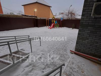 Пәтерлер в Западно-Казахстанской обл.: 2-бөлмелі пәтер · 70 м² · 5/5 қабат, Скоробогатова 36 — Мухита-Льва Толстого, бағасы: 250 000 〒 2-бөлмелі пәтер · 70 м² · 5/5 қабат, Скоробогатова 36 — Мухита-Льва Толстого, бағасы: 250 000 〒 в Уральске