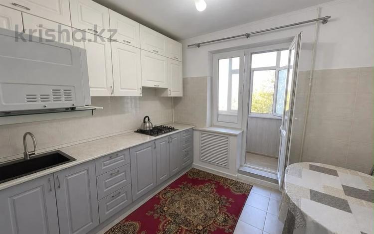 4-комнатная квартира · 95.2 м² · 4/5 этаж, мкр 8, Гришина за 22.5 млн ₸ в Актобе — фото 2