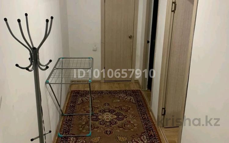 1-бөлмелі пәтер · 42 м² · 1/6 қабат, мкр Болашак, Бокенбай батыра 129, бағасы: 12 млн ₸ в Актобе — фото 2