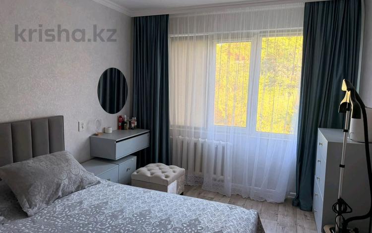 4-бөлмелі пәтер · 87 м² · 2/5 қабат, Энтузиастов 17/2, бағасы: 41 млн ₸ в Усть-Каменогорске — фото 2