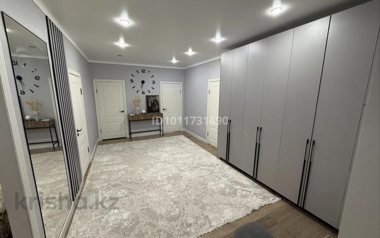 5-бөлмелі пәтер · 160 м² · 4/5 қабат, ул. Балапанова 6 — Fly, бағасы: 63 млн ₸ в Талдыкоргане, военный городок Улан — фото 14