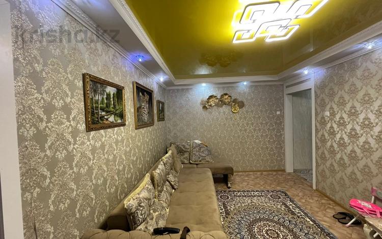 3-бөлмелі пәтер · 57 м² · 2/5 қабат, Майкудук, 12й микрорайон, бағасы: 13 млн ₸ в Караганде, Алихана Бокейханова р-н — фото 2