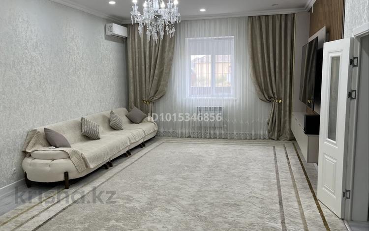 Отдельный дом · 5 комнат · 260 м² · 8 сот., мкр Самал, Борис Матвеев 20 за 78 млн ₸ в Атырау — фото 2