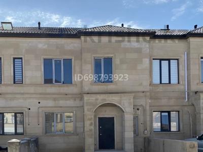 Отдельный дом · 4 комнаты · 257 м² · 257 сот., 21-й мкр 244 за 50 млн 〒 в Актау