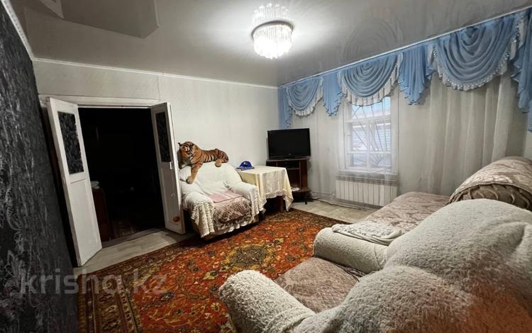 Часть дома · 2 комнаты · 47.7 м² · 3.5 сот., Баймагомбетова 35/3 за 10.6 млн 〒 в Костанае — фото 2