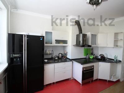 3-комнатная квартира · 78.1 м² · 11/14 этаж, Сыганак 54 — Сауран за ~ 35 млн 〒 в Астане, Есильский р-н