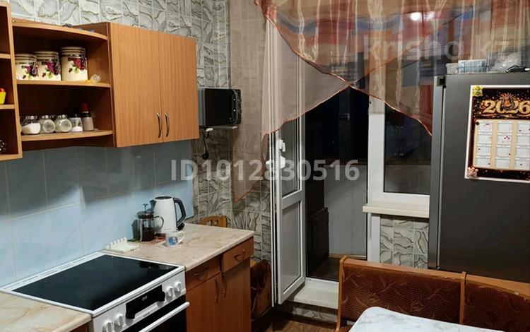 3-бөлмелі пәтер · 67.6 м² · 8/9 қабат, Естая 83 — Дом шахмат, бағасы: 30 млн ₸ в Павлодаре — фото 3