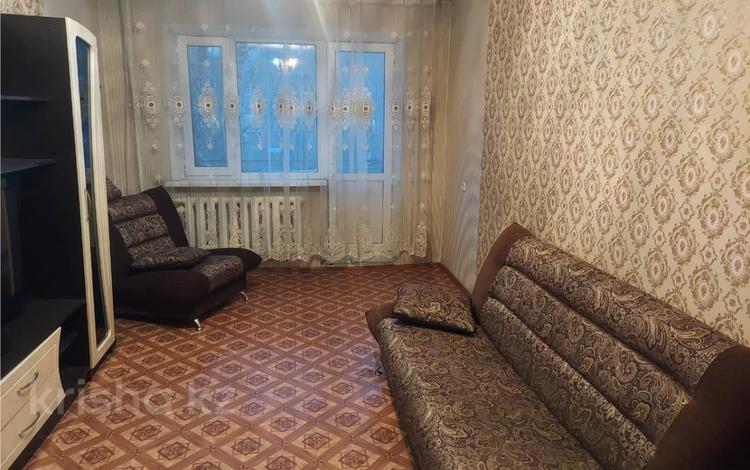 2-комнатная квартира · 45 м² · 3/5 этаж, Майкудук, 16й микрорайон за 10.4 млн ₸ в Караганде, Алихана Бокейханова р-н — фото 9