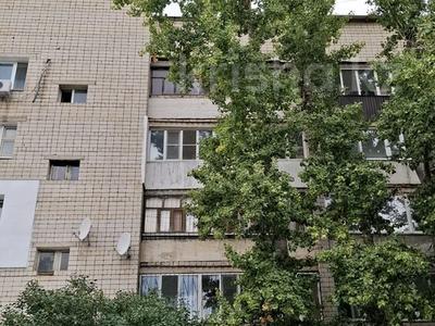 4-комнатная квартира · 80.6 м² · 4/5 этаж, мкр 4 30 — 24 школа за 25 млн 〒 в Уральске