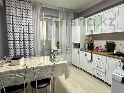 5-бөлмелі пәтер · 98 м² · 1/5 қабат, Болащак 33, бағасы: 42 млн ₸ в Талдыкоргане, мкр Болашак