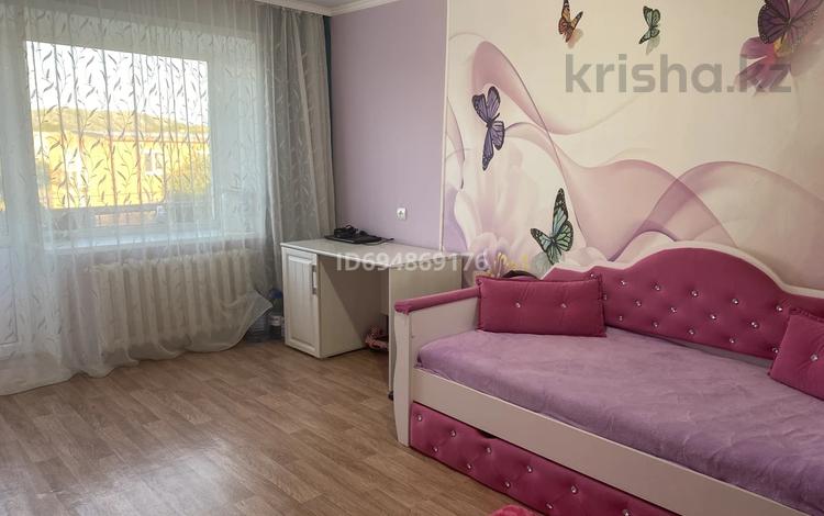 3-бөлмелі пәтер · 62 м² · 5/5 қабат, 3 микрорайон 27, бағасы: 9.5 млн ₸ в Шемонаихе — фото 2