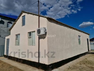 Жеке үй · 2 бөлме · 73 м² · 8 жүзд., мкр Балауса, Тажибай Буданова, бағасы: 17 млн ₸ в Атырау