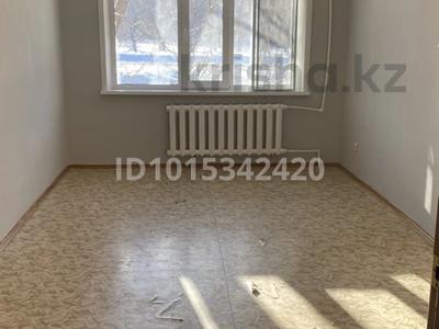 2-комнатная квартира · 44.2 м² · 1/5 этаж, Майкудук, мкр Восток-2 11 за 11.5 млн ₸ в Караганде, Алихана Бокейханова р-н