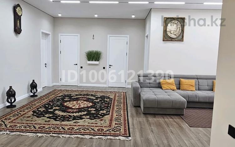 Отдельный дом · 4 комнаты · 170 м² · 6 сот., Тастанбекова 1 — Магазин РОЗА за 98 млн ₸ в Туздыбастау (Калинино) — фото 46
