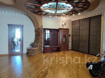 Продажа квартир в Алматы: 4-комнатная квартира · 170 м² · 7/10 этаж, Достык (Ленина) 118 — Сатпаева за 195 млн 〒 4-комнатная квартира · 170 м² · 7/10 этаж, Достык (Ленина) 118 — Сатпаева за 195 млн 〒 в Алматы, Медеуский р-н