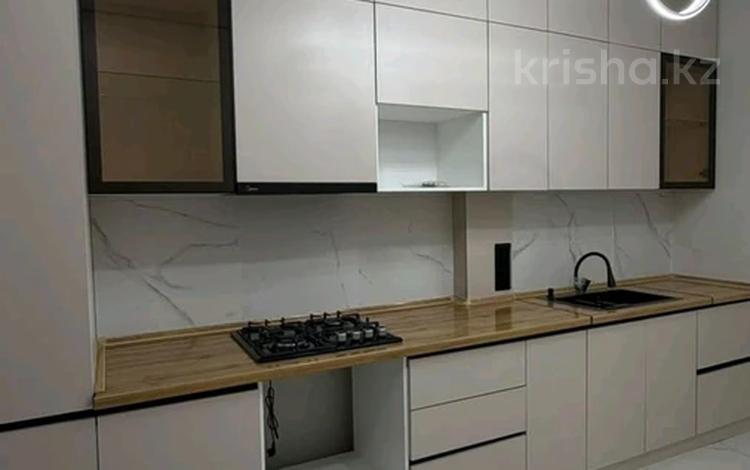 3-комнатная квартира · 86 м² · 9/10 этаж, мкр Шымсити 1/7 — 189 квартал за 32.5 млн ₸ в Шымкенте, Абайский р-н — фото 2