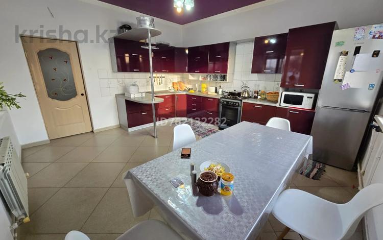 Отдельный дом · 4 комнаты · 197 м² · 10 сот., мкр СМП 163, Саттар Имашев — Срым Датова за 38 млн 〒 в Атырау — фото 61