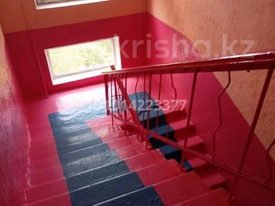 4-бөлмелі пәтер · 76 м² · 5/5 қабат, Акбулак ш/а. 16, бағасы: 16 млн ₸ в Таразе, мкр Акбулак