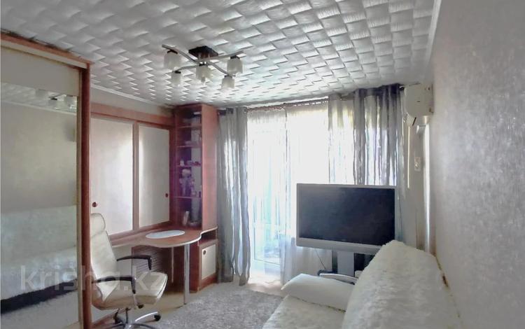 1-комнатная квартира · 30 м² · 8/9 этаж, мкр Новый Город, Ержанова за 13 млн ₸ в Караганде, Казыбек би р-н — фото 2