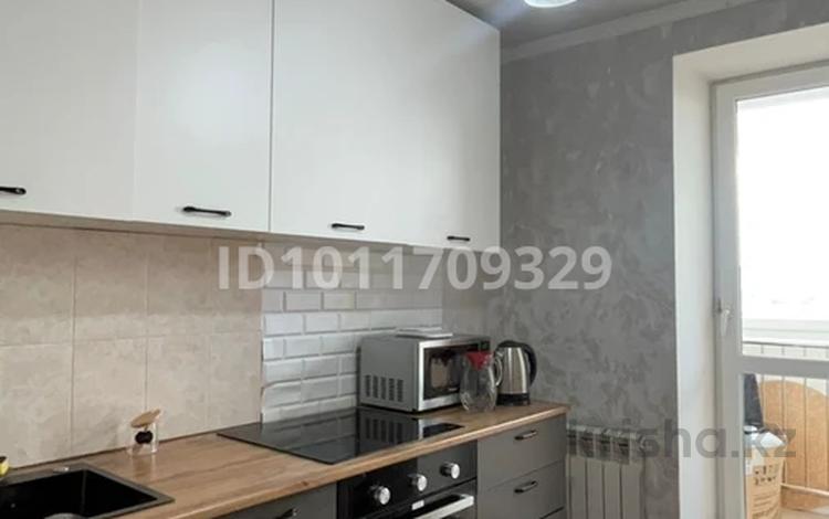 1-бөлмелі пәтер · 33 м² · 8/9 қабат, Карасай батыра 22 — Тд Арман, бағасы: 18 млн ₸ в Астане, Сарыарка р-н — фото 2