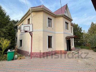 Жеке үй · 7 бөлме · 257.6 м² · 8.54 жүзд., Ул.Актамберды Жырау 85, бағасы: 127 млн ₸ в Алматы, Наурызбайский р-н