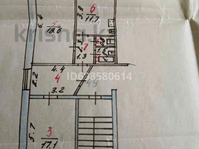 2-комнатная квартира · 61.9 м² · 5/5 этаж, Байконурова 46/1 — Перекрёсток Абая - Байконурова за 9 млн ₸ в Жезказгане