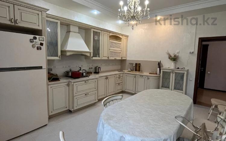 Отдельный дом · 6 комнат · 244.4 м² · 13 сот., Бакыт за 89 млн ₸ в Актобе — фото 4